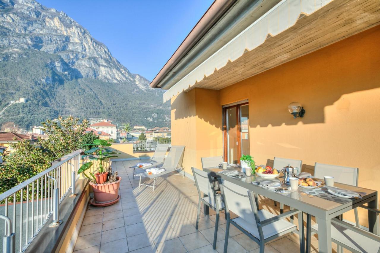 Antares150M From The Lake - Happy Rentals Riva del Garda Exterior foto